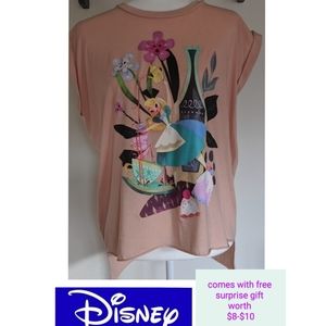 NWT Wonderground Disney Alice T-shirt Size S